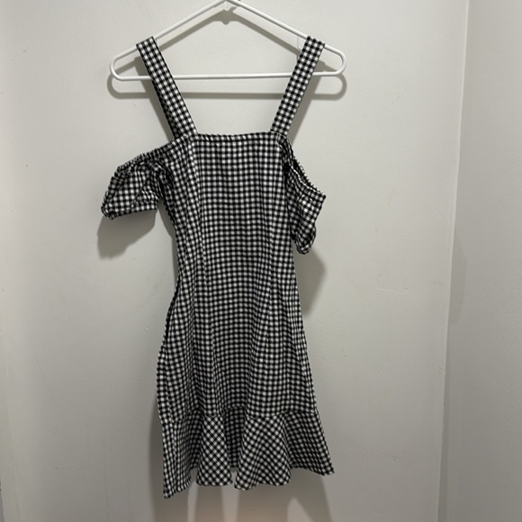 Gingham Cold Shoulder Mini Dress – Size 6 - Picture 6 of 8